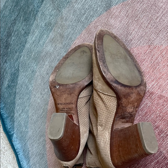 Aquatalia Perforated Tan Fall Brown Ankle Boots With Chunky Heel - Picture 11 of 15